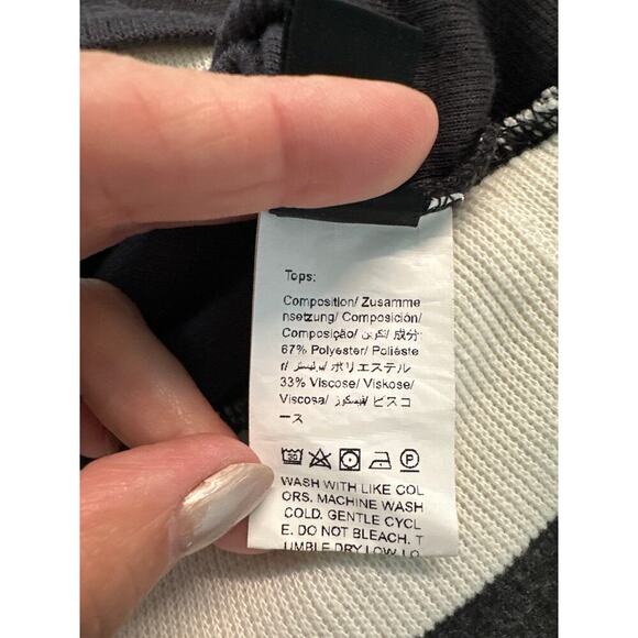 Dazy Polo Cropped Long Sleeve Shirt, Size L, EUC - Picture 3 of 5